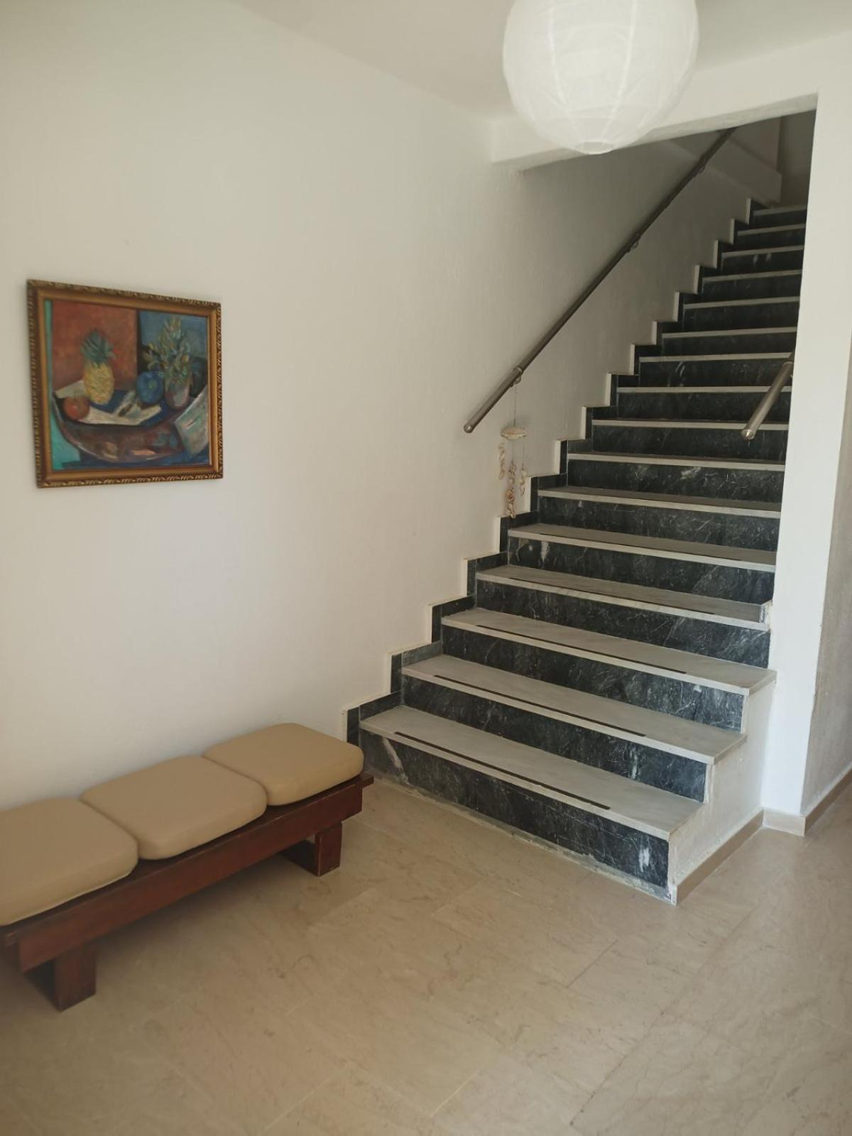 St Paul And Peter's House Apartment *