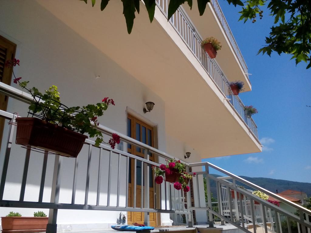 St Paul And Peter's House * Asprovalta