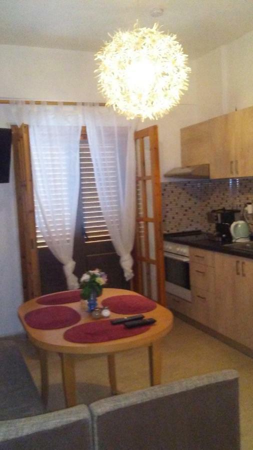 St Paul And Peter's House Apartment