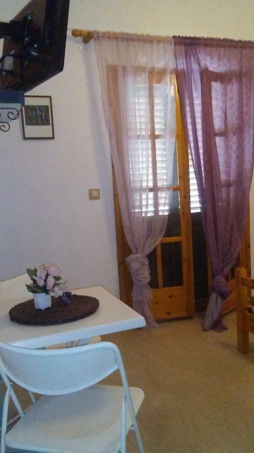 St Paul And Peter's House Apartment