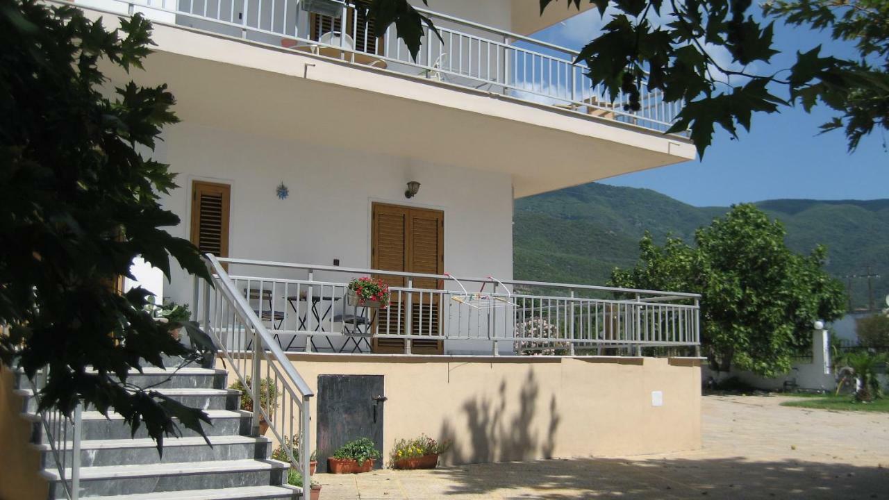 St Paul And Peter's House * Asprovalta